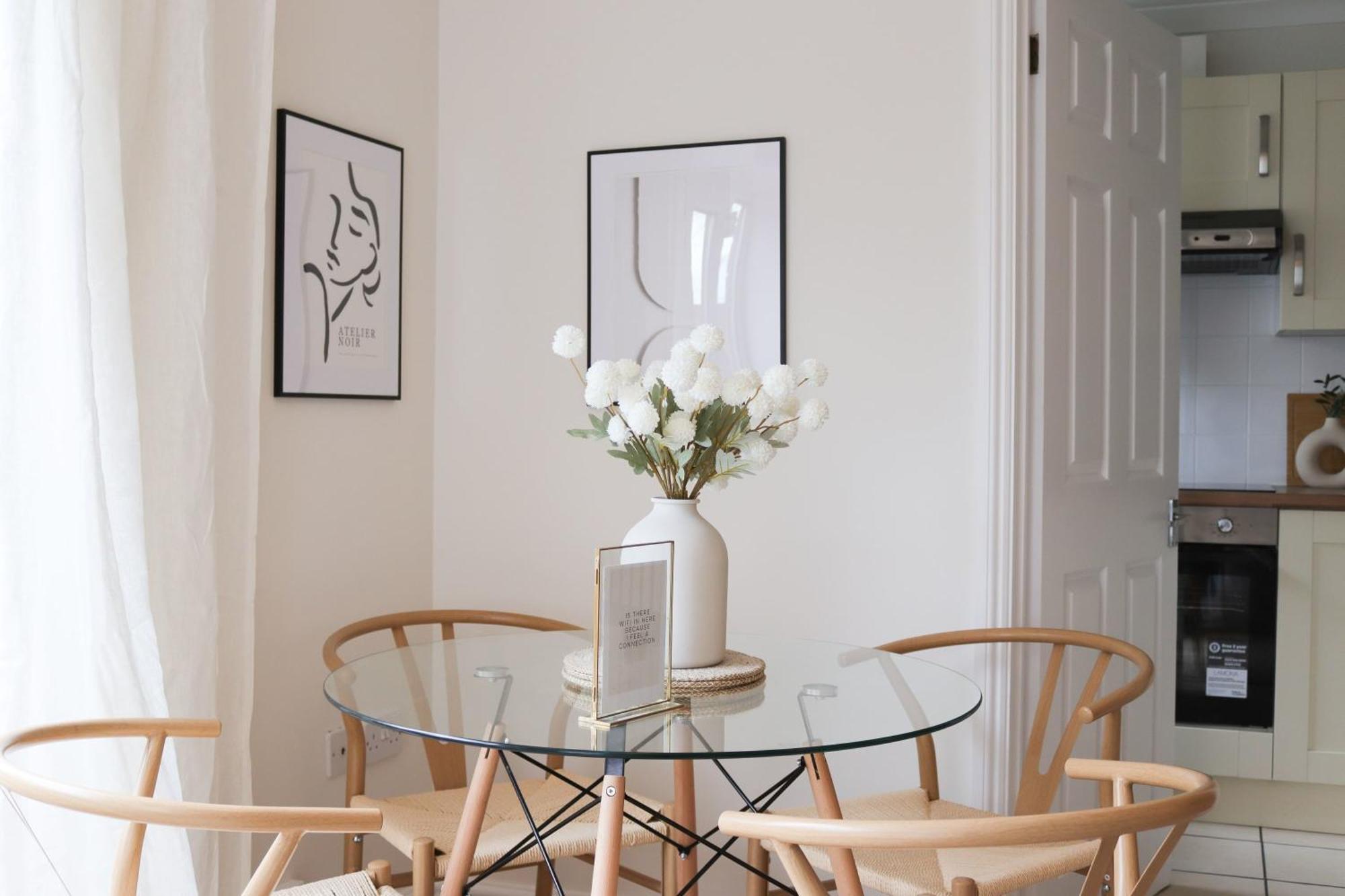 Hidden Haven With Free Parking Apartment